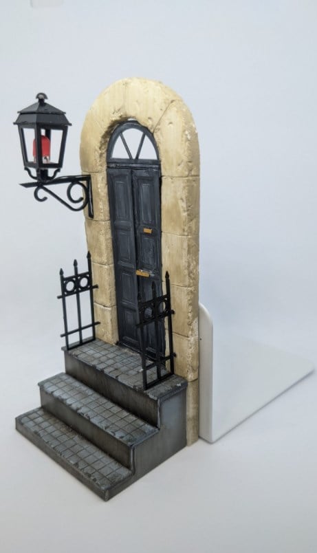 Buchstützen Deko | 2D Bücher-Tür Design | Kreatives Wohnaccessoire für Leseratten