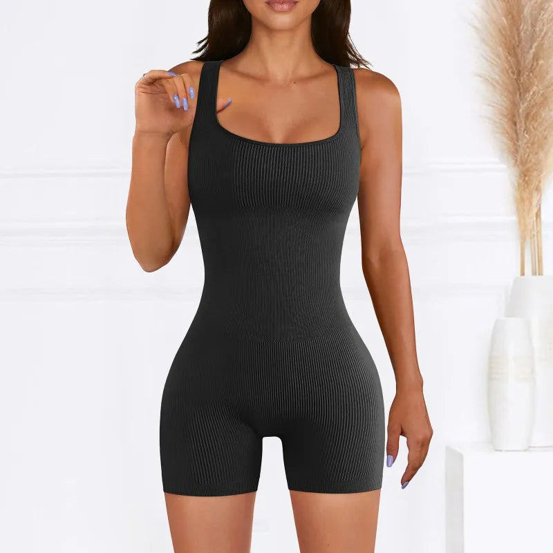 Romper Jumpsuit Damen | Figurbetonend & Elastisch | Ärmelos mit Eck-Dekolleté | Viele Farben