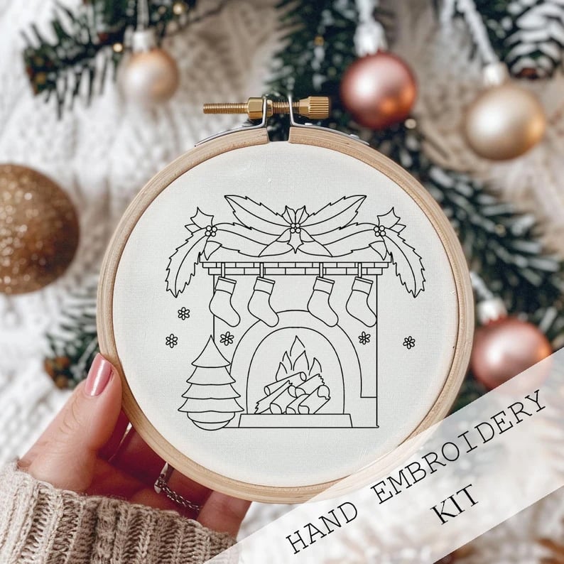 Stickset Winter Schneedorf | Komplettset mit Stickrahmen, Garn & Anleitung | Anfängerfreundlich