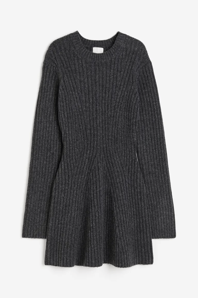 Damen Strickkleid | Rib-Knit mit Schlitzärmeln | Rundhals & Figurbetonte Passform