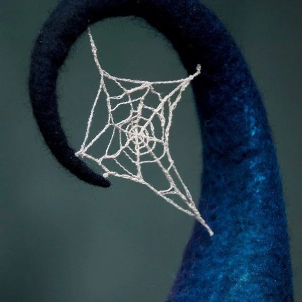 Unisex Hexenhut für Halloween | Handgefertigt aus weichen Naturfasern | Verstellbare Größe | Atmungsaktiv