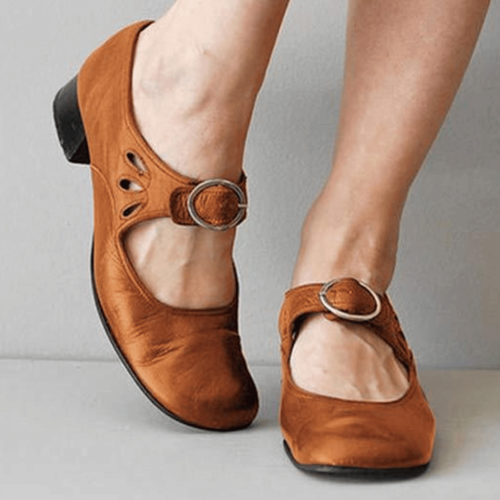 W&W – Einzigartige Ledersandalen