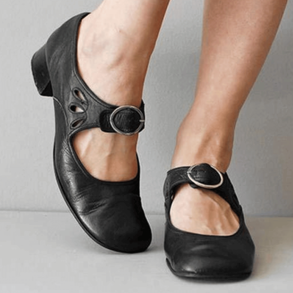 W&W – Einzigartige Ledersandalen