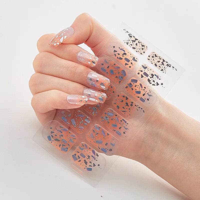 Weihnachtliche Nagelsticker | Festliche Designs | Einfach aufzutragen