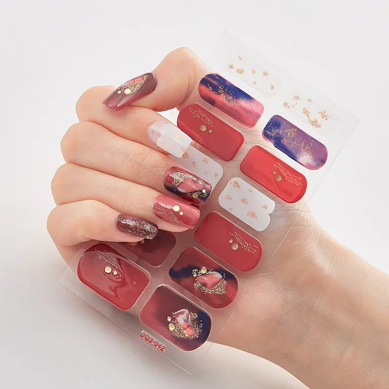 Weihnachtliche Nagelsticker | Festliche Designs | Einfach aufzutragen