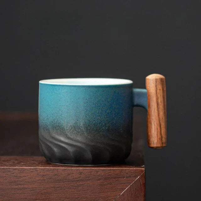 50% Rabatt | TimberSip - Handgefertigte Kaffeetasse aus Keramik mit Holzgriff - Begrenzter Rabatt