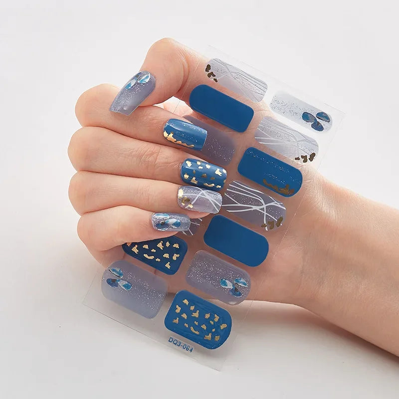 Weihnachtliche Nagelsticker | Festliche Designs | Einfach aufzutragen