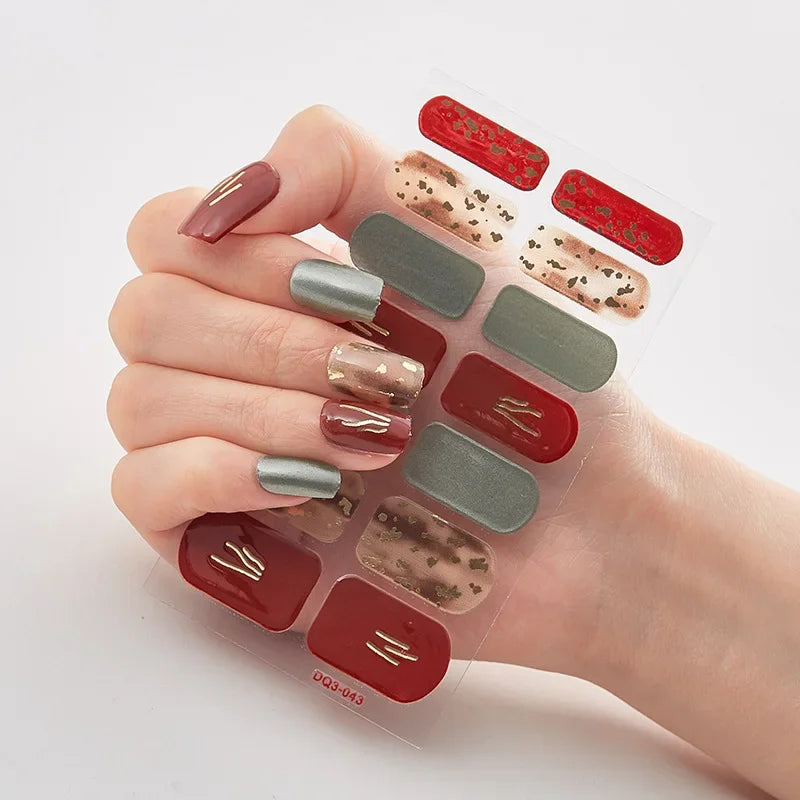 Weihnachtliche Nagelsticker | Festliche Designs | Einfach aufzutragen