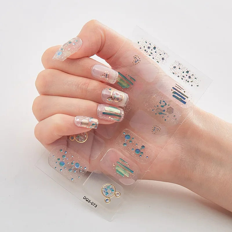 Weihnachtliche Nagelsticker | Festliche Designs | Einfach aufzutragen