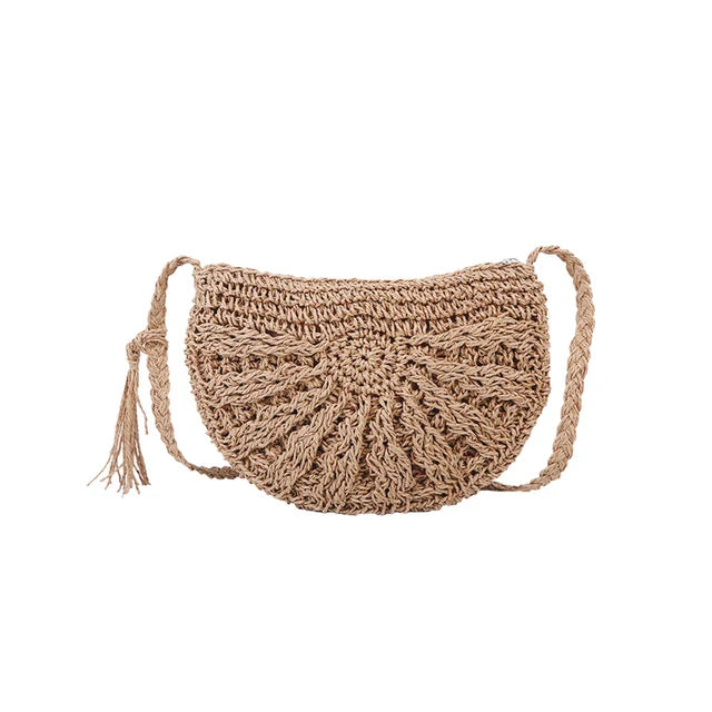 Boho Halbmond Tasche | Handgewebte Stroh Schultertasche | Sommerlich & Leicht | Mit Quasten