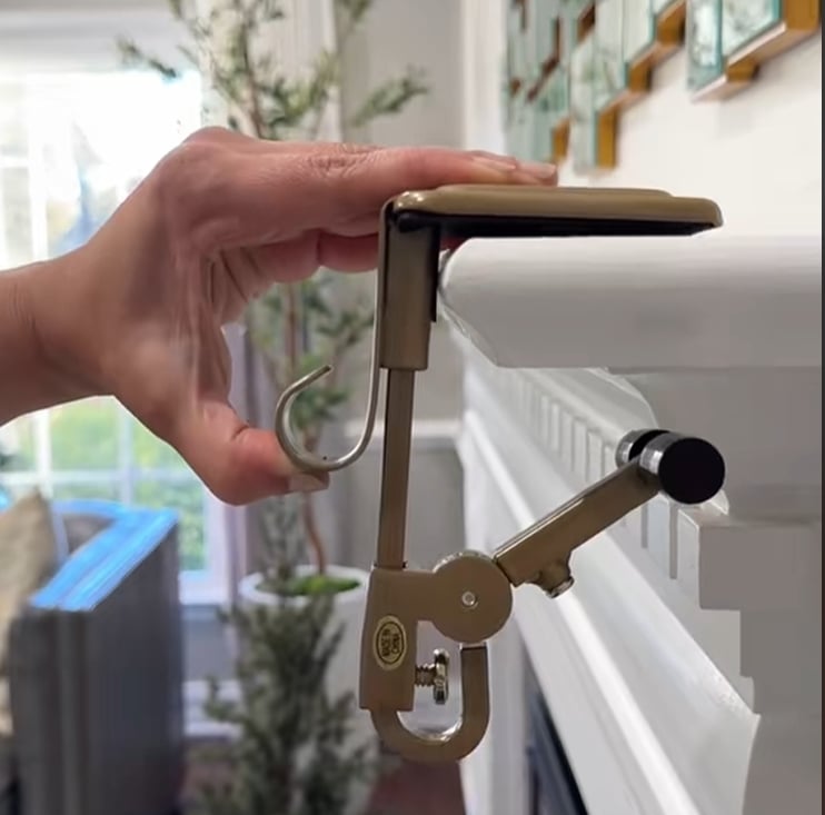 FestHalt™ Verstellbarer Kratzfreier Kaminhaken