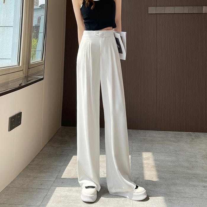 Weit geschnittene Hose mit hoher Taille