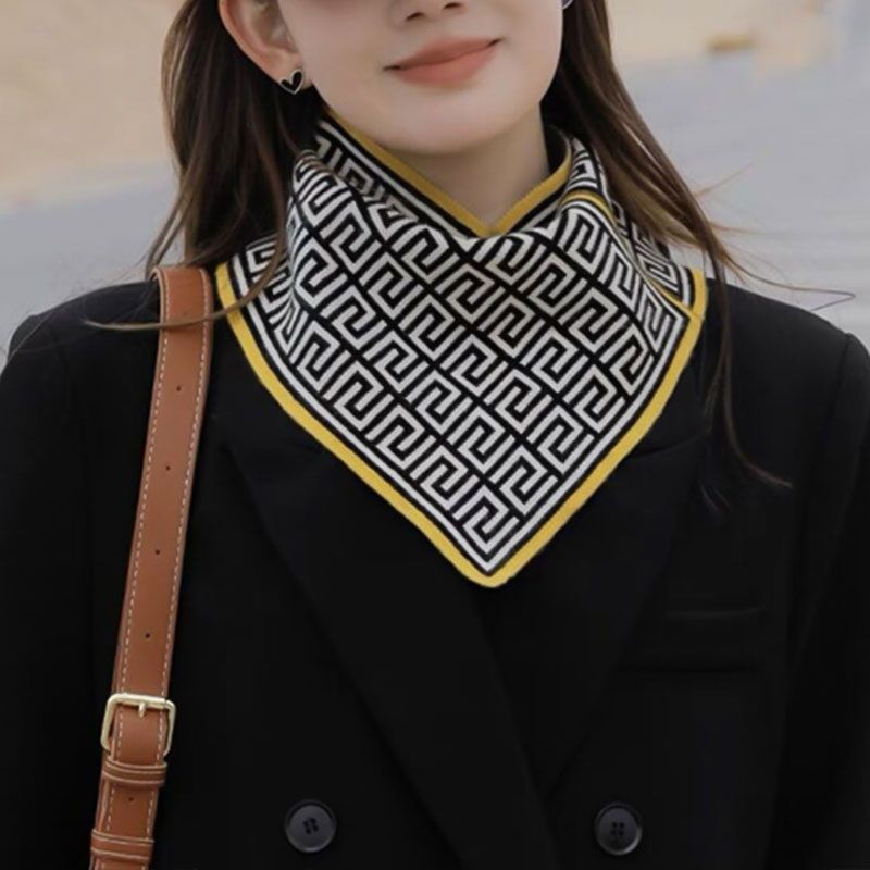 Dreieckstuch Damen | Weiches Halstuch aus Garn | Stylisch & Warm für Herbst & Winter | Perfektes Geschenk für Sie